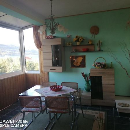 Apartmani Zute Račišće Quarto foto